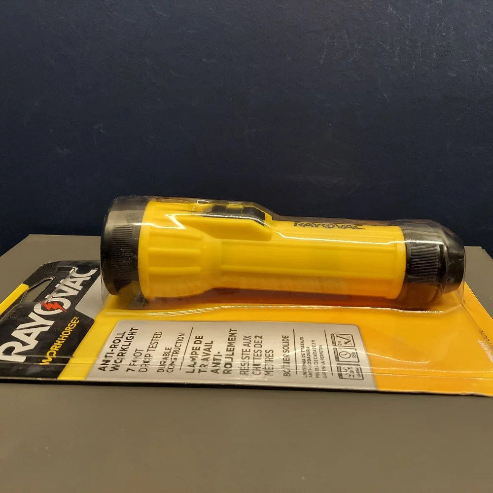 Rayovac Workhorse Flashlight LED Lamp With Batteries 2 D Cell Battery Anti Roll